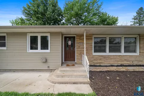 Other - 805 N Dakota St, Canton, SD 57013 photo 3 of 14