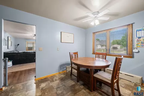Dining - 805 N Dakota St, Canton, SD 57013 photo 1 of 1