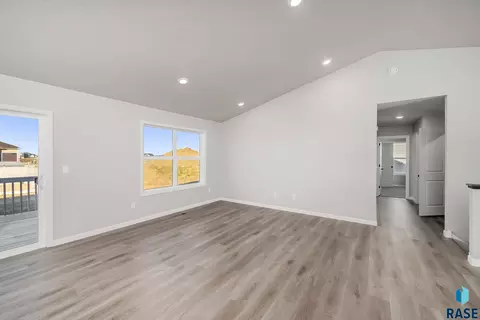 2201 E Alexa St, Brandon, SD 57005 photo 7