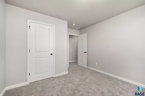 2201 E Alexa St, Brandon, SD 57005 photo 20