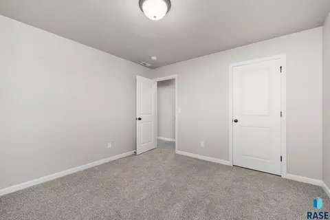 2201 E Alexa St, Brandon, SD 57005 photo 23