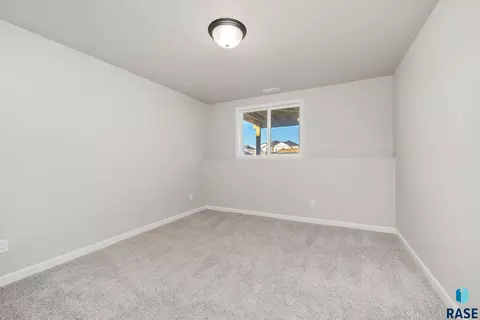 2201 E Alexa St, Brandon, SD 57005 photo 22