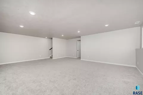 2201 E Alexa St, Brandon, SD 57005 photo 18