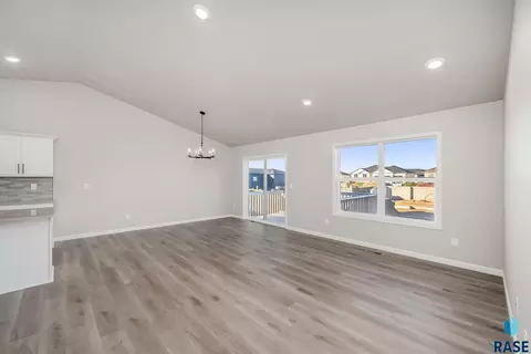 2201 E Alexa St, Brandon, SD 57005 photo 9