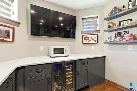 Kitchen - S Durango Cir, Sioux Falls, SD 57110 photo 11 of 11