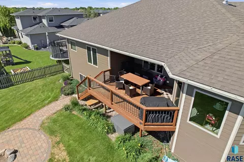 Exterior - S Durango Cir, Sioux Falls, SD 57110 photo 9 of 16