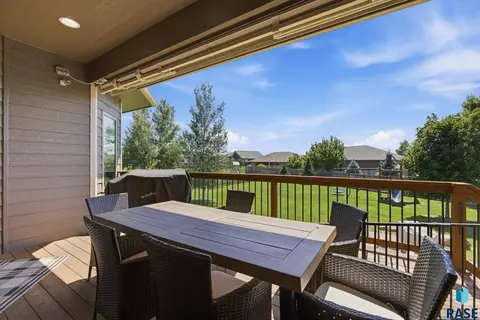 Exterior - S Durango Cir, Sioux Falls, SD 57110 photo 5 of 16