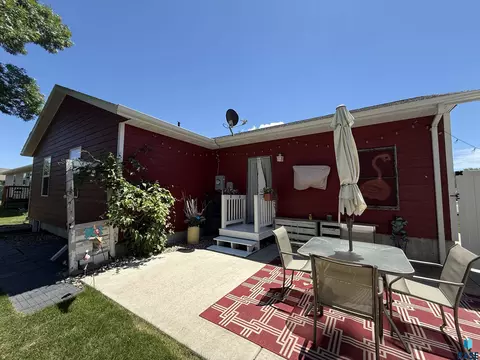 1129 Pactola Cv, Brookings, SD 57006 photo 2