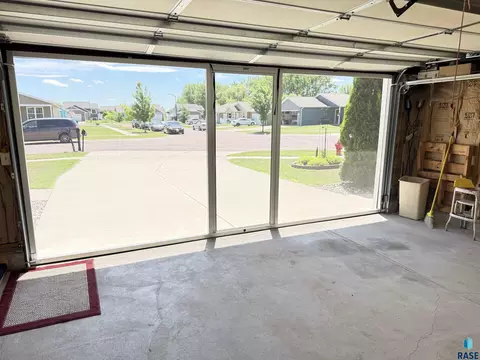 1129 Pactola Cv, Brookings, SD 57006 photo 21