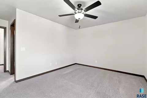 Bedroom - 3500 S Chalice Pl, Sioux Falls, SD 57106 photo 8 of 10