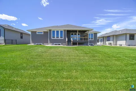 Exterior - 520 Quartzite Ave, Tea, SD 57064 photo 9 of 9
