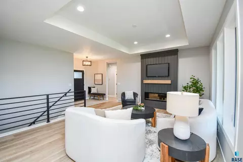 Living - 520 Quartzite Ave, Tea, SD 57064 photo 2 of 4