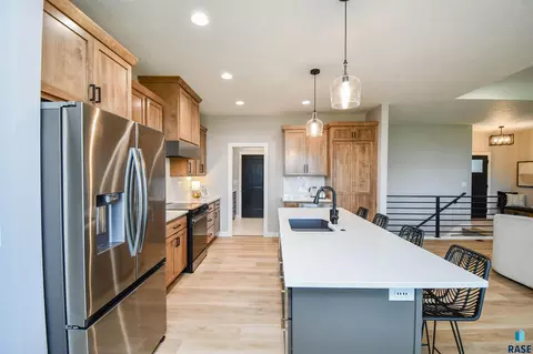 Kitchen - 520 Quartzite Ave, Tea, SD 57064 photo 4 of 6