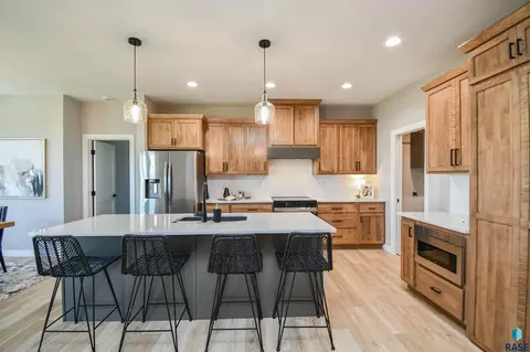Kitchen - 520 Quartzite Ave, Tea, SD 57064 photo 1 of 6