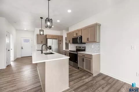 Other - 6608 W Gresford Pl, Sioux Falls, SD 57106 photo 2 of 9