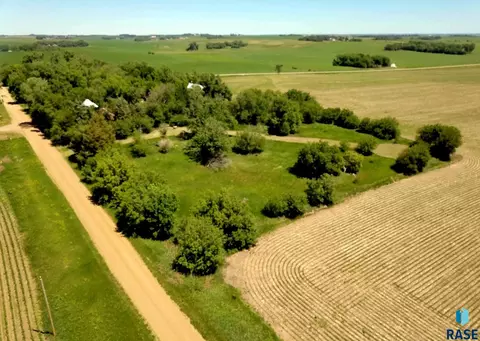 480 S Ave, Alcester, SD 57001