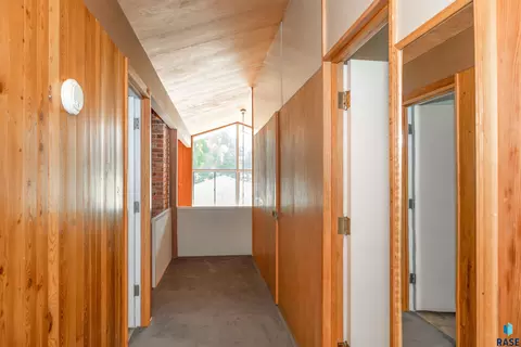 Entry Way - 713 29th St, Sioux Falls, SD 57105 photo 1 of 1
