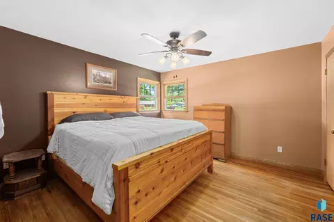 Bedroom - 201 S 5th Ave, Brandon, SD 57005 photo 5 of 12