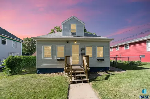 816 W 5th St, Sioux Falls, SD 57104