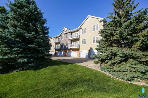 6106 S Avalon Ave #A208, Sioux Falls, SD 57108