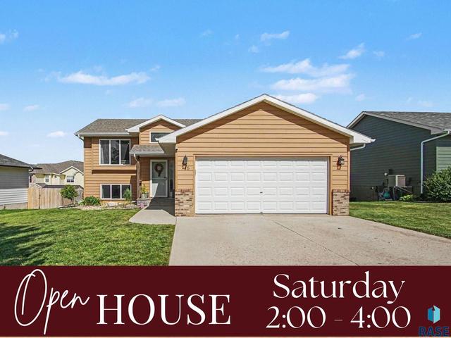 716 Trojan Ave, Hartford, SD 57033