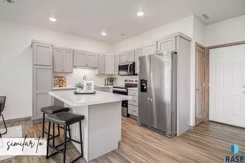 Kitchen - 5726 E Avett Pl, Sioux Falls, SD 57108 photo 1 of 2