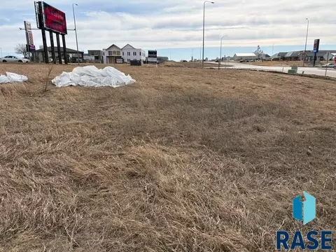 tbd Washington Ave SE, Madison, SD 57042 photo 5