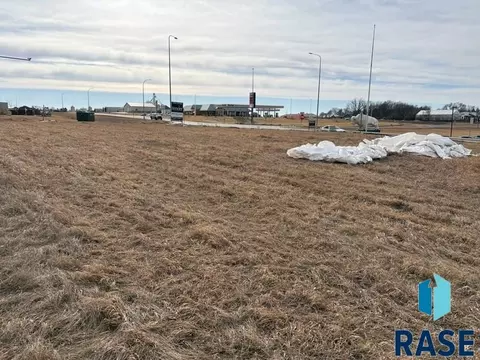 tbd Washington Ave SE, Madison, SD 57042 photo 3