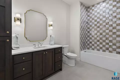 Bath - 3416 E Bronze Ln, Sioux Falls, SD 57110 photo 1 of 6