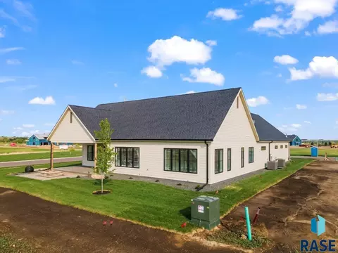 Other - 3416 E Bronze Ln, Sioux Falls, SD 57110 photo 21 of 27