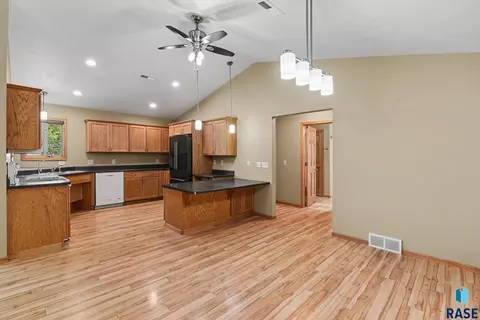 Other - 828 E 70th St, Sioux Falls, SD 57108 photo 2 of 7
