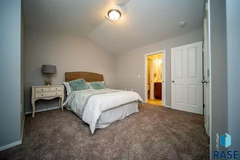 210 N Nesmith Ave, Sioux Falls, SD 57103 photo 23