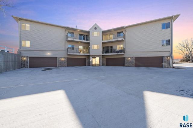 1635 S Cleveland Ave #306, Sioux Falls, SD 57103