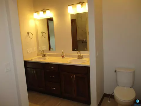 Bath - 5408 E Wonder St, Sioux Falls, SD 57108 photo 1 of 5