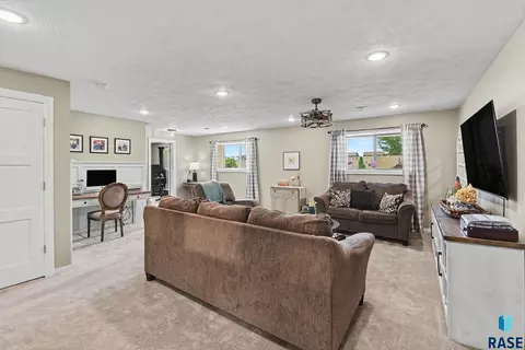 Other - 3905 E 68th St, Sioux Falls, SD 57108 photo 6 of 6