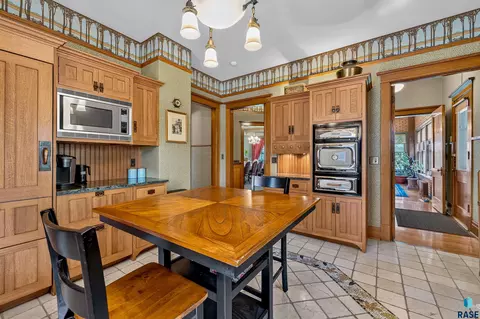 Kitchen - 903 N Dakota St, Canton, SD 57013 photo 3 of 3
