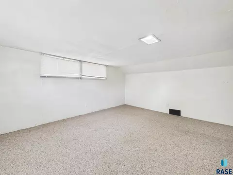 Bedroom - 612 S Cedar St, Canton, SD 57013 photo 5 of 5