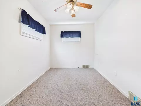 Bedroom - 612 S Cedar St, Canton, SD 57013 photo 4 of 5