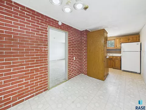 Dining - 612 S Cedar St, Canton, SD 57013 photo 2 of 2