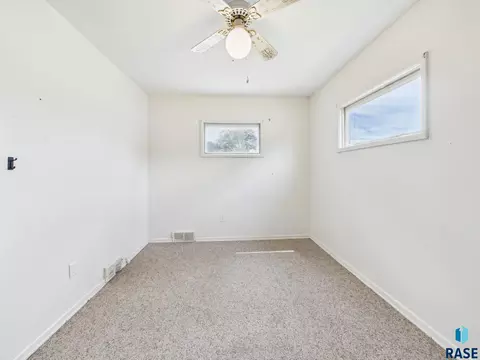 Bedroom - 612 S Cedar St, Canton, SD 57013 photo 2 of 5