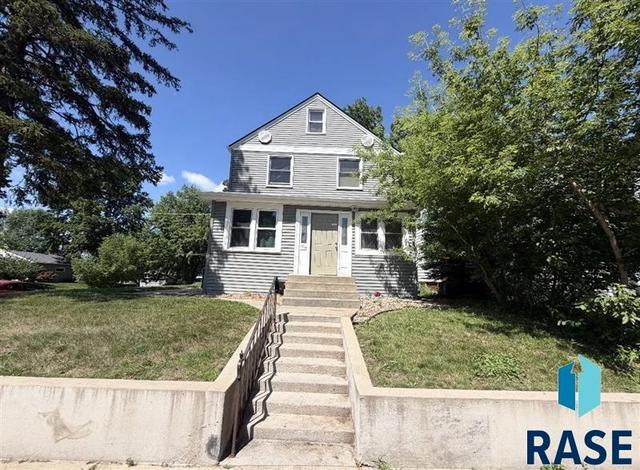 1515 S Norton Ave, Sioux Falls, SD 57105