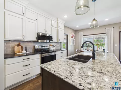 5009 E 62nd St, Sioux Falls, SD 57108 photo 13