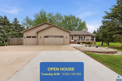 27302 Atkins Pl, Tea, SD 57064