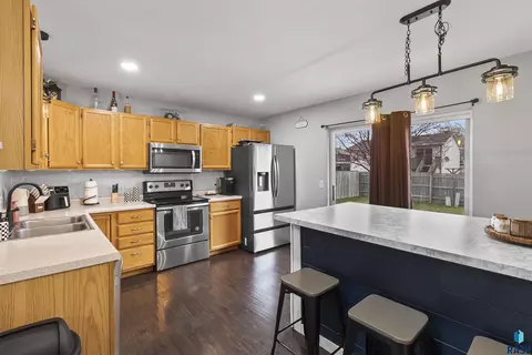 204 N Steven St, Worthing, SD 57077
