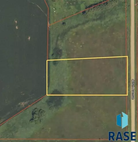 465 Th Ave, Colton, SD 57018