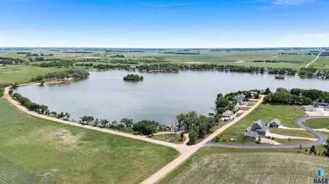 View/Area - 101 Lakeview Dr, Hurley, SD 57036 photo 2 of 11
