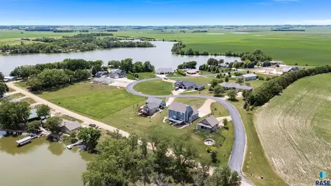 View/Area - 101 Lakeview Dr, Hurley, SD 57036 photo 9 of 11