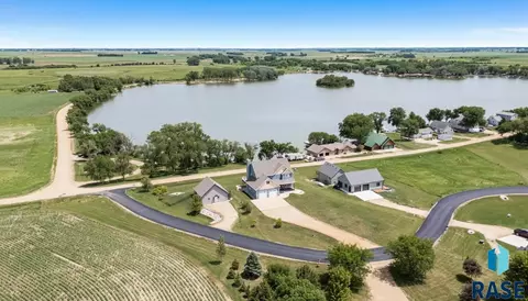 View/Area - 101 Lakeview Dr, Hurley, SD 57036 photo 8 of 11