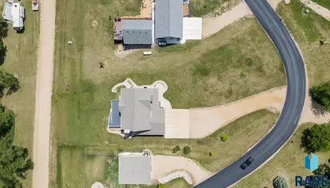 View/Area - 101 Lakeview Dr, Hurley, SD 57036 photo 3 of 11
