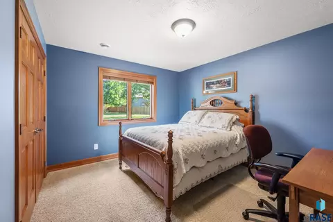 800 W Glen Eagle St, Sioux Falls, SD 57108 photo 22